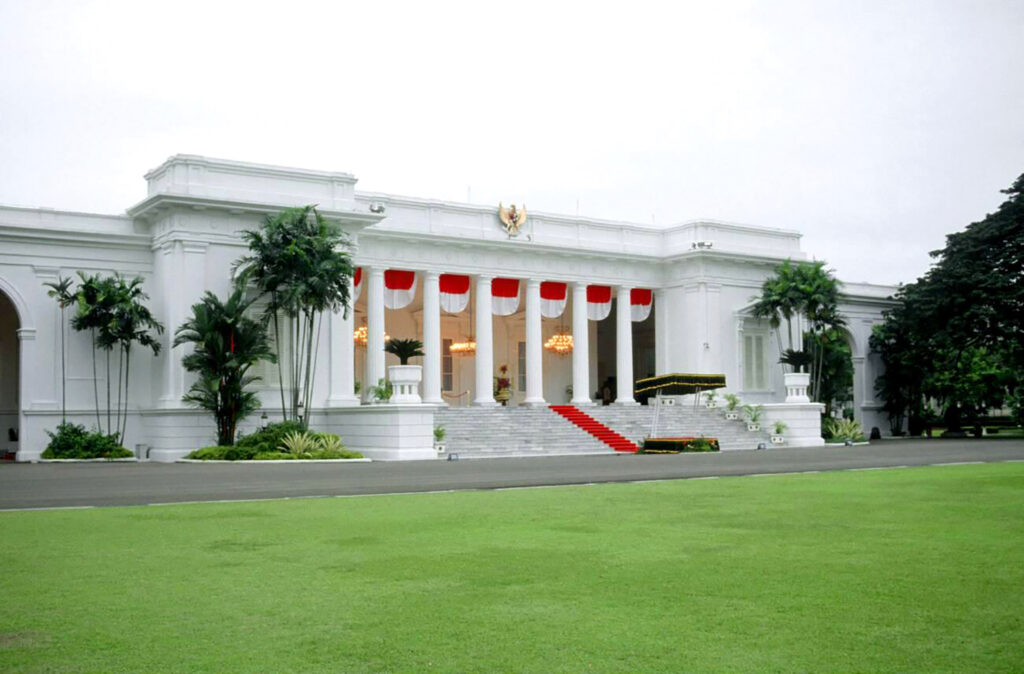 Viral Pemuda Ngaku Dipukul Paspampres, Begini Tanggapan Pihak Istana Kepresidenan