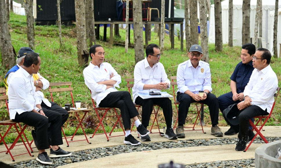 Jokowi Terbang ke Kaltim, Mulai Berkantor di Ibu Kota Nusantara Mulai Hari Ini