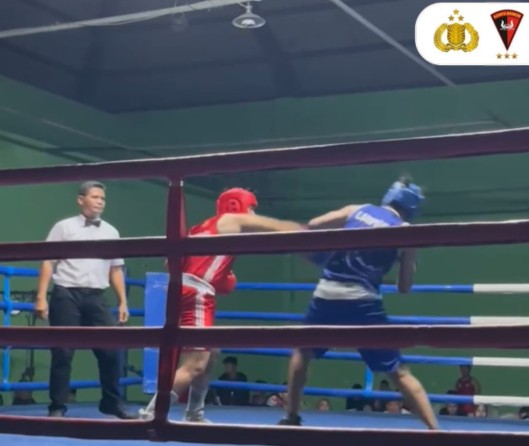 Bripda Abdul Razzaq Personel Brimob Polda Lampung Raih Juara Boxing Piala Gubernur