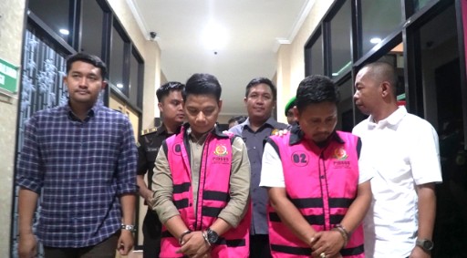 Kejari Tangerang Kerangkeng Dua Tersangka Penyimpangan Pencairan APBDes DPMPD