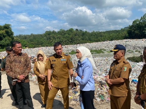 Wakil Ketua Komisi XII DPR RI, Tinjau TPA, Putri Zulkifli Hasan: Open Dumping Tdak Boleh