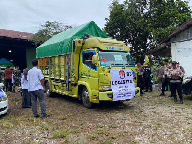 Logistik Kotak Suara PSU Untuk 24 Mei 2025 Disalurkan ke 11 Kecamatan di Pesawaran