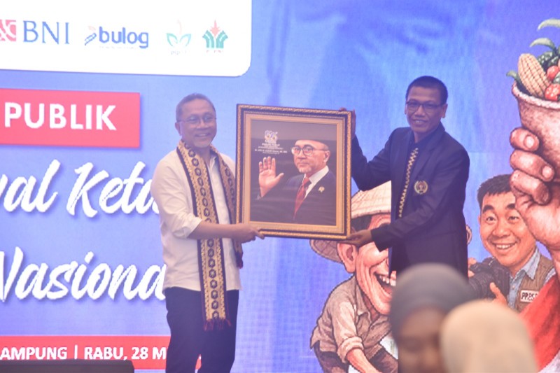 Hadiri HUT PWI Lampung, Menko Zulkifli Hasan: Pers Sahabat Pemerintah