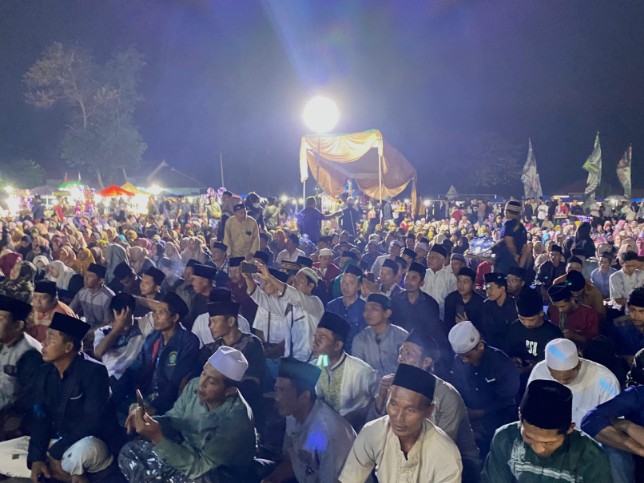 Nuansa Spiritual, Pesawaran Bersholawat Jadi Ruang Kebersamaan Dengan Masyarakat
