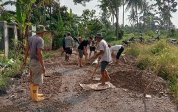 Bukti nyata, Kades Negeri Sakti Gotong-royong Bersama Masyarakat Dusun Kampung Tua