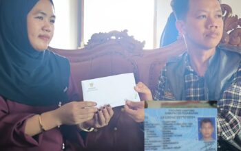 Berhari-hari Menanti Kabar Suami, Keluarga Korban KMP Virgo Terima Bantuan BAZNAS Pesawaran